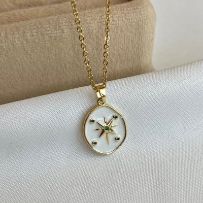 گردنبند میناکاری سفید