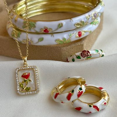 ست میناکاری سفید قرمز