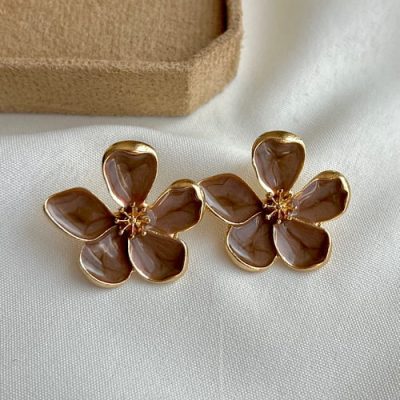 گوشواره میناکاری گل قهوه ای