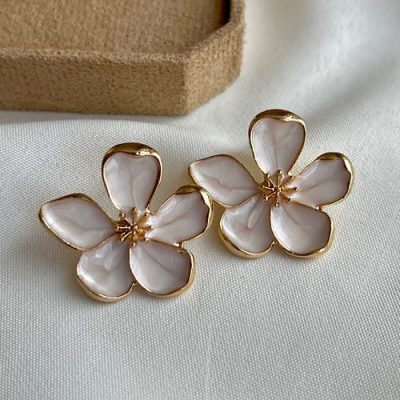 گوشواره میناکاری گل صدفی