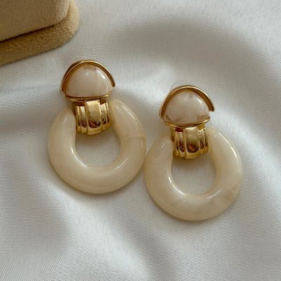 گوشواره صدفی لونا
