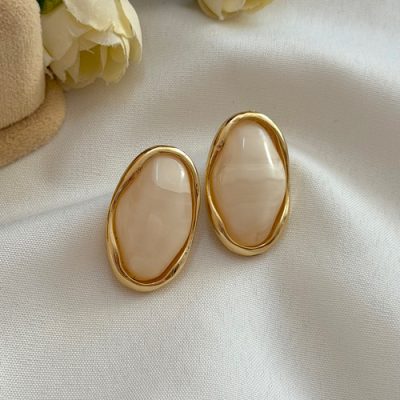 گوشواره بیضی صدفی ملین