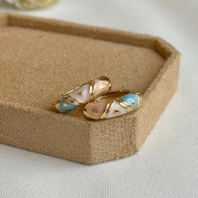 گوشواره مثلثی آبی گلبهی