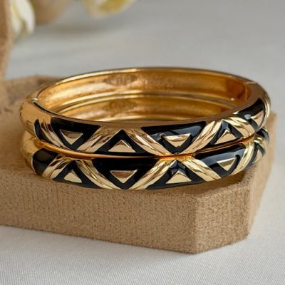 دستبند میناکاری مثلثی مشکی