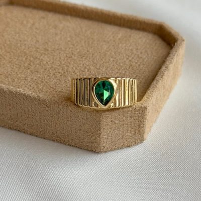 انگشتر اشکی سبز