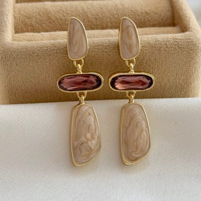 گوشواره آویز کرم