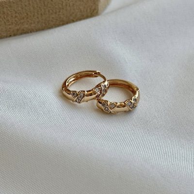 گوشواره حلقه ای نگینی