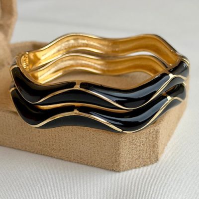 دستبند میناکاری موج دار مشکی
