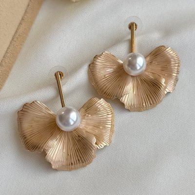 گوشواره گل و مروارید مات