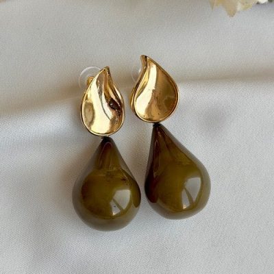 گوشواره هلالی طلایی سبز